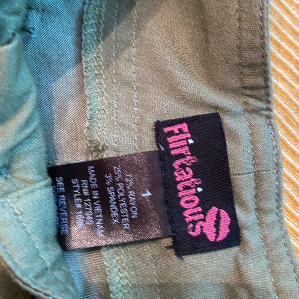 Green Lightweight Pants - Picture 2 of 2